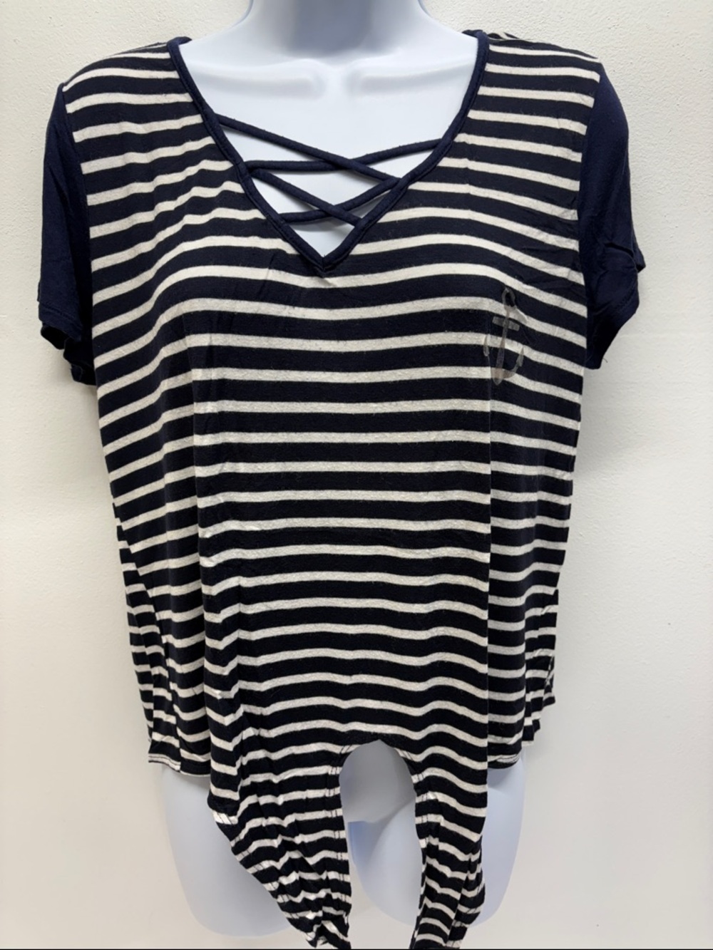 Persaya| women loose fitting tie-hem stripe top white & blue size large (L)